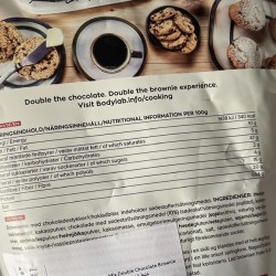  خليط البانكيك والوافل بنكهه الدبل تشوكلت براوني