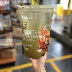 خليط البانكيك والوافل بنكهه الشوكولاته البيضاء